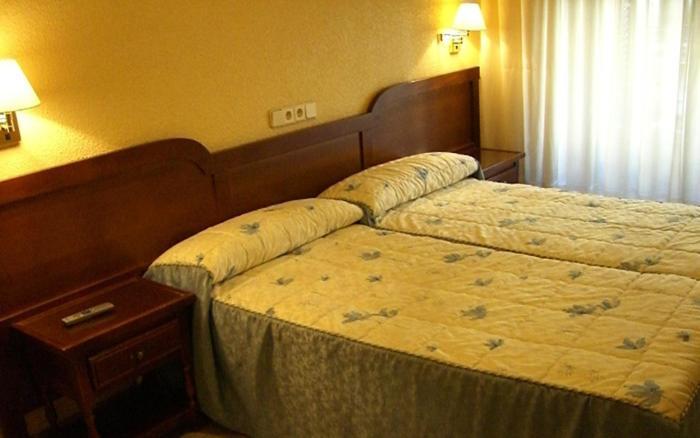 Hostal Benamar Hotel Madrid Kültér fotó