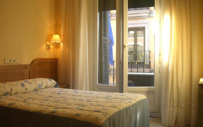 Hostal Benamar Hotel Madrid Szoba fotó